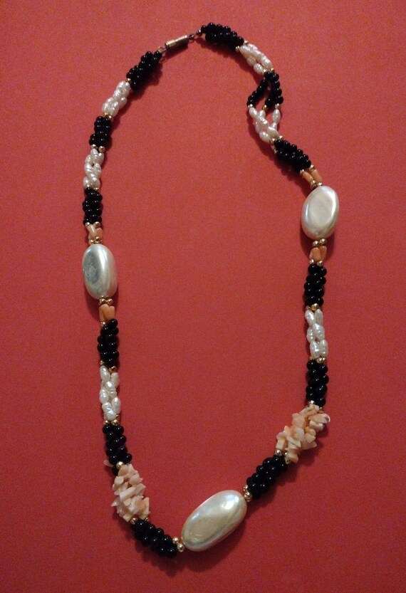 Elegant Necklace of Angel Skin Coral, Black Onyx … - image 2