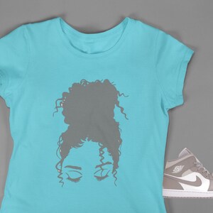 Curly Hair Chick T-shirt, Shirt to match Jordan 1 Mid Linen, AJ1 Linen,  Sneakerhead shirt, Sneakerhead shirt, Female Sneakerhead