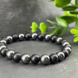 Pulsera protectora de hematita magnética y piedra de ónix negro mate de 8 mm ~ Tamaño personalizado ~ Pulsera terapéutica con piedras preciosas