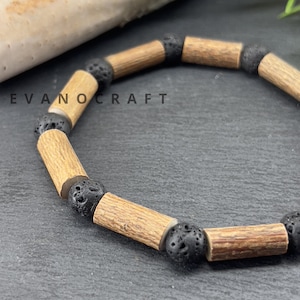 Canadian hazel wood and 6mm or 8mm black lava stone bracelet – Handmade – Custom size – Healing wood bracelet