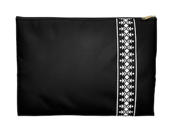 TRIBAL POUCH