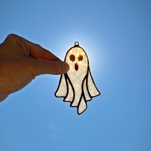 Ghost Friends, Stained Glass Pattern +.svg Cut File - Hobby License - Etsy