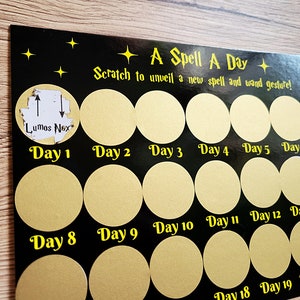 à gratter HP Spell a Day | Cadeaux magiques | Orthographe HP