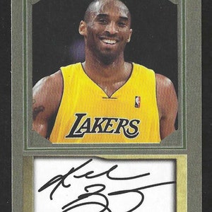KOBE BRYANT - Cartão de troca de autógrafos fac-símile ACEO - Condição impecável