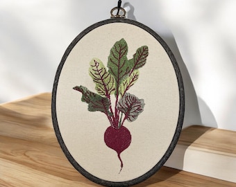 Beet Farmer’s Market finished embroidery hoop art, vegetable art, vegetable wall decor, vegetable decor, kitchen decor, kitchen wall hanging