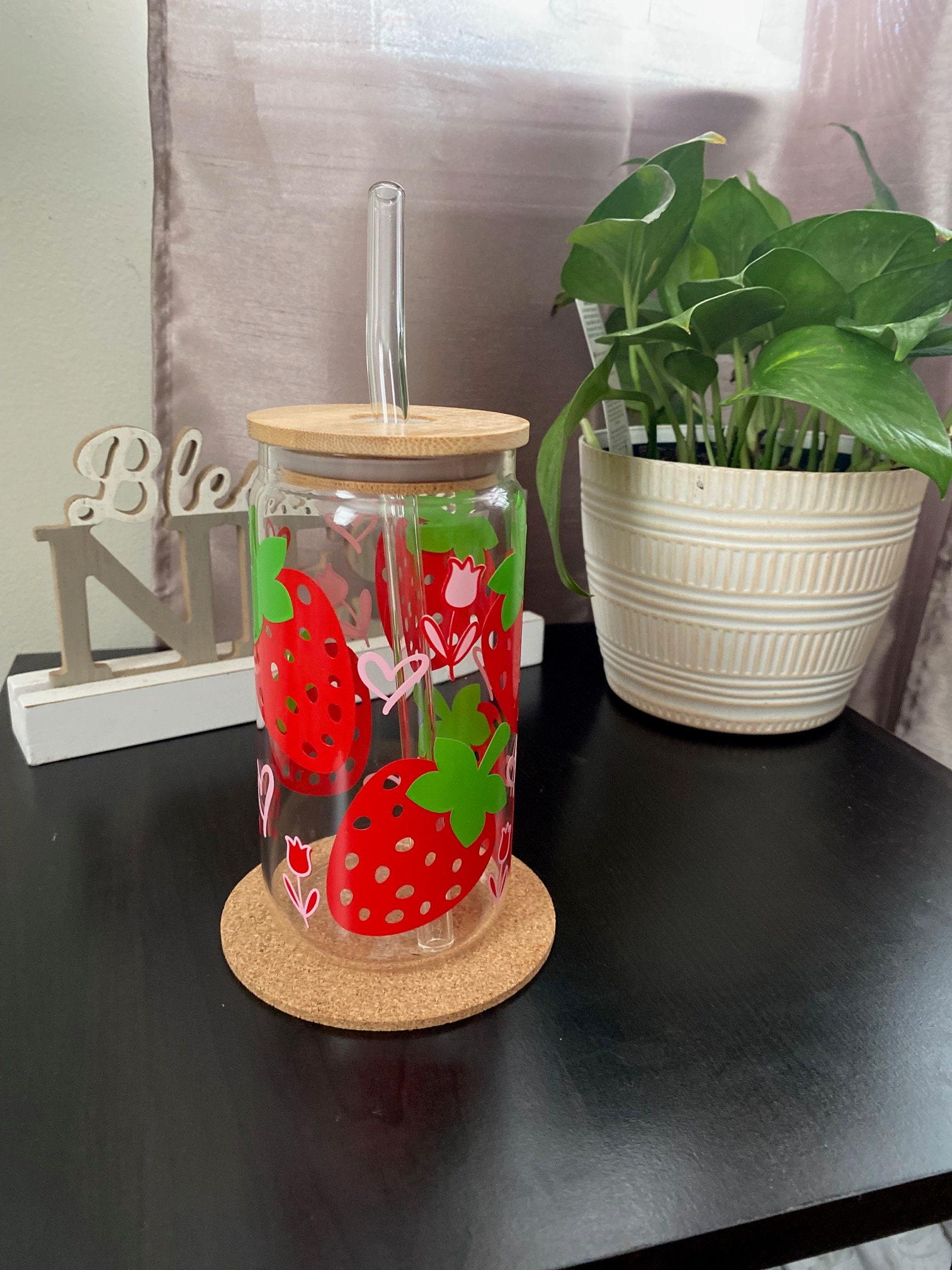 Strawberry Summer Glass Iced Coffee Cup - Strawberry – Salt and Sparkle