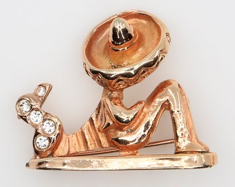 Vintage Sleeping Mexican Man Sombrero Cactus Gold Tone Rhinestone Brooch 1950s
