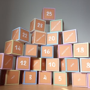 Printable Christmas advent calendar gingerbread boxes, a cool "do it yourself" activity for the whole family