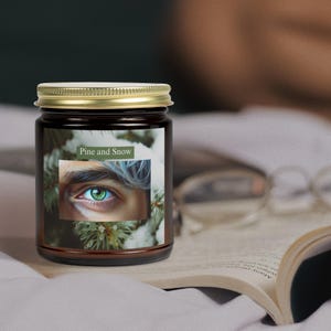 Rowan Pine and Snow Candle | Throne of Glass | Rowan Whitethorn | Pine and Snow