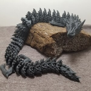 Articulated Dragon Desk Toy - Fidget Toy - Cute Buddy