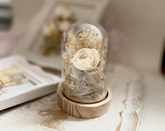 Preserved Beige Gift for Bride Wedding Ring Holder Display Glass Dome Flower Arrangement Beige Cloche Keepsake Present Bridal Set Wedding