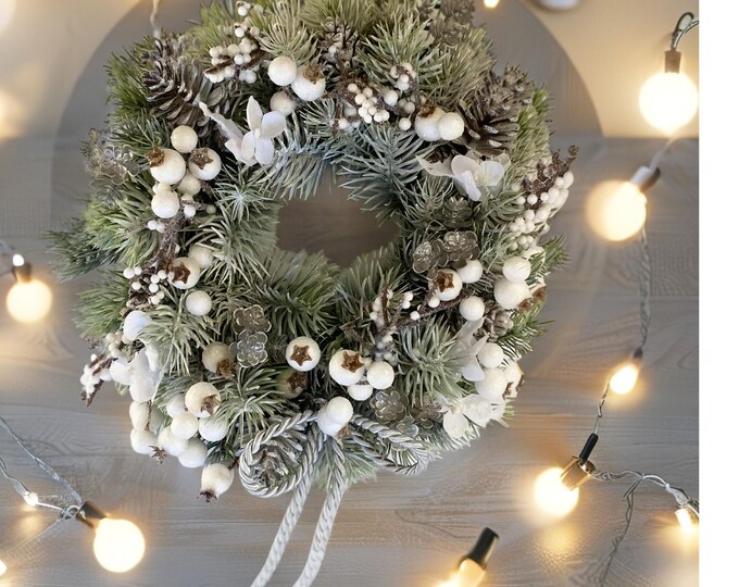 Christmas wreath, fir wreath, door wreath, berry wreath, Christmas, wreath, winter wreath, decorative wreath, Advent wreath, door decoration, Christmas decoration