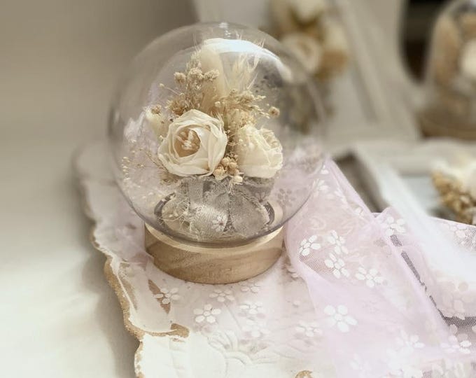Preserved Flowers Gift for Bride Wedding Ring Holder Display Glass Dome Flower Arrangement Beige Cloche Keepsake Present Bridal Set Wedding