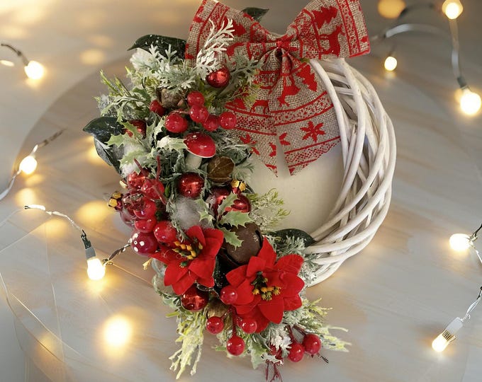 Christmas wreath, fir wreath, door wreath, berry wreath, Christmas, wreath, winter wreath, decorative wreath, Advent wreath, door decoration, Christmas decoration