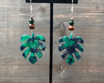 Pendientes de hoja verde