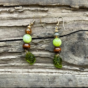 Green leaf earrings