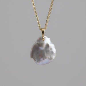 iBijoux keshi pearl necklace, pendant, pearl jewelry, baroque pearl, gold necklace, jewelry, freshwater pearl, women's jewelry, keshi pearl, gold pendant, gift for her, modern necklace, wedding gift, keshi pearl, irregular pearl, unique pendant, coastal jewelry, natural stone, freshwater pearl, layering necklace, minimalist gift, organic jewelry, pearl necklace, unique gift, gold keshi, baroque pearl supplies for making jewellery