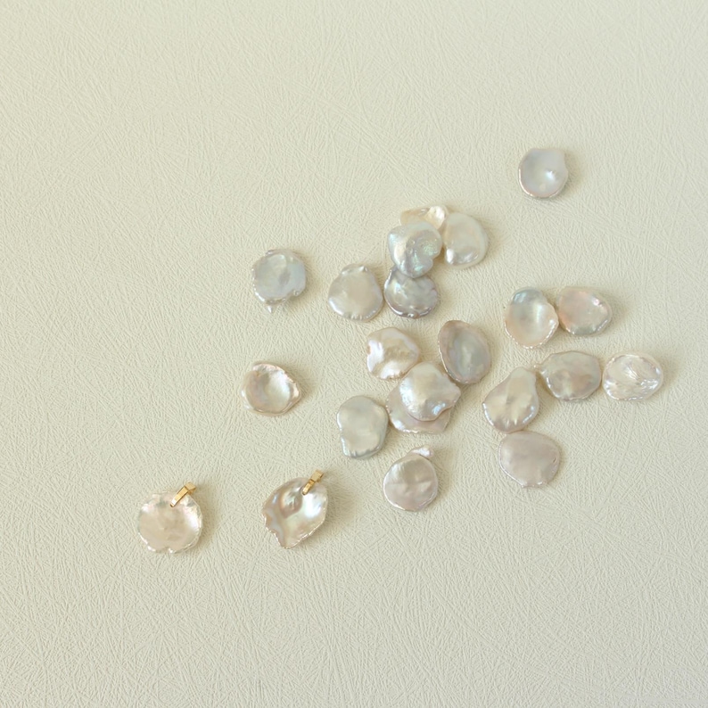 iBijoux keshi pearl necklace, pendant, pearl jewelry, baroque pearl, gold necklace, jewelry, freshwater pearl, women's jewelry, keshi pearl, gold pendant, gift for her, modern necklace, wedding gift, keshi pearl, irregular pearl, unique pendant, coastal jewelry, natural stone, freshwater pearl, layering necklace, minimalist gift, organic jewelry, pearl necklace, unique gift, gold keshi, baroque pearl supplies for making jewellery