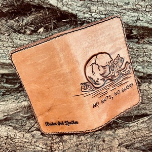 Cartera vertical de cuero con herramientas - Hermann Oak Leather - Con herramientas a mano - Regalo navideño para él/ella - Personalizado - Cosido a mano