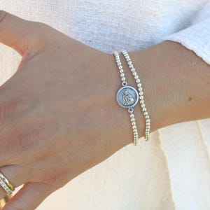 Pulsera de plata de ley de San Judas Tadeo hecha a mano en EE. UU. • Envío rápido gratuito • Un hermoso regalo para ella • Diseño elástico • Joyería de plata 925