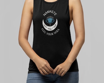 Mujeres Mandala Eye Muscle Tank / Yoga Tank / Witchy Eye / Crescent Moon Tank