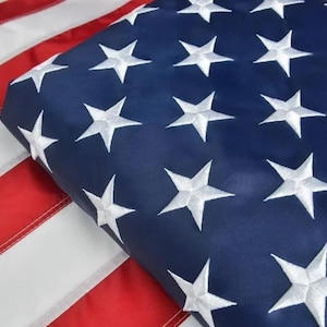 American Flag 3x5 FT Outdoor USA Heavy duty US Flags with Embroidered Stars, Sewn Stripes and Brass Grommets