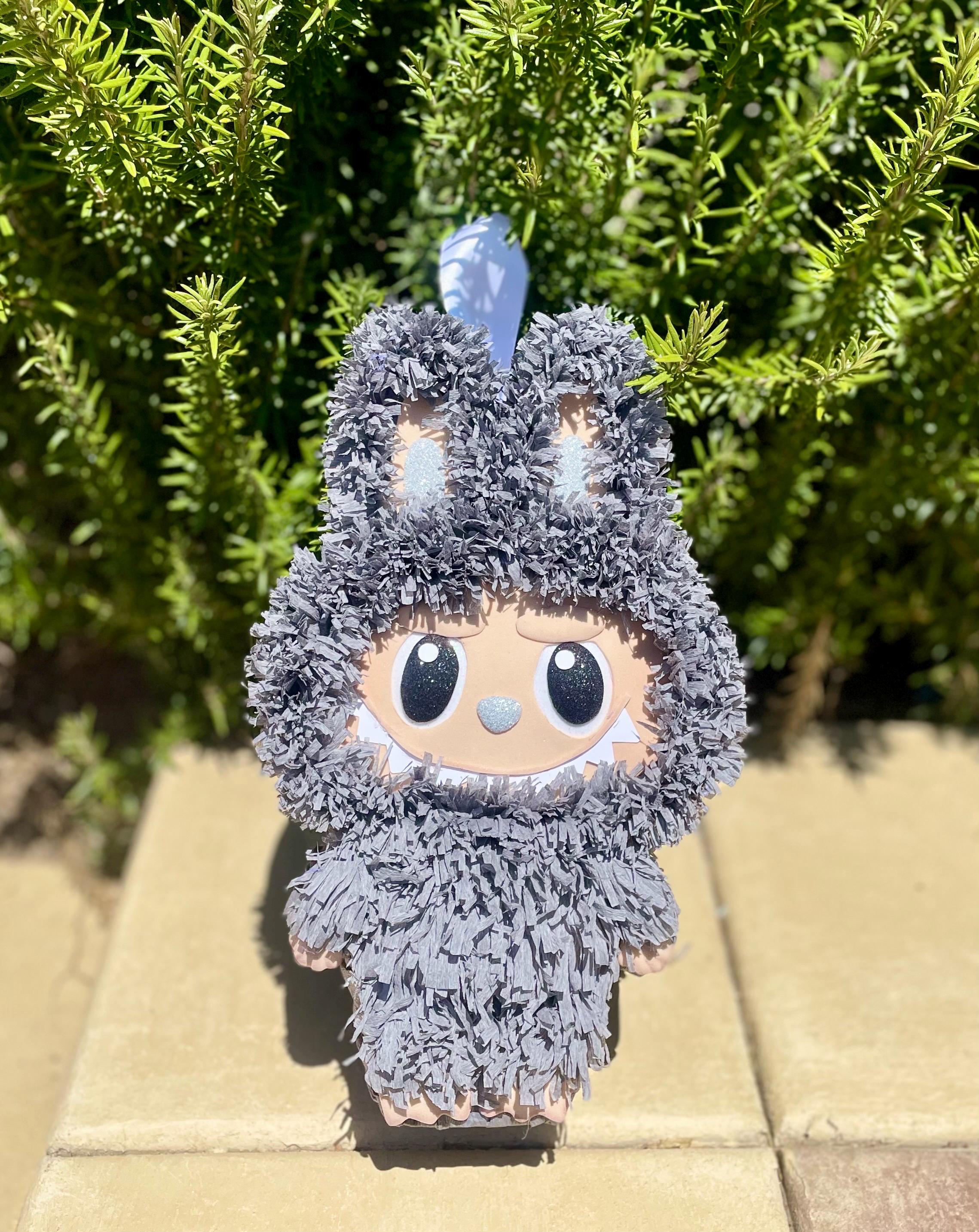 Mini Labub Mini Piñata Labub U - Etsy