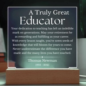 Truly Great Educator Retirement Sign, Retired Teacher Gift, Retirement Gift for Teacher Professor, Faculty Coworker Student Gift for Teacher
