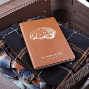Regalo personalizado para neurólogo: diario personalizado, regalo para enfermera neurológica, diario de anatomía cerebral para graduación de neurología, regalo de graduación de neurociencia imagen 4