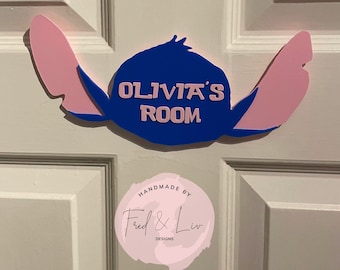 Spersonalizowany, inspirowany Lilo i Stitchem, drukowany w 3D znak na drzwi | Disney Décor