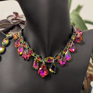 Eden Composition Jewellery Set: Hot Pink, Golden Green Butterfly, Baroque, Rhombic Glass Pendants Necklace, Bracelet and Earrings image 5