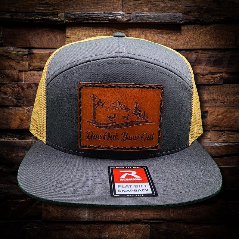 Richardson 168 7 panel Hat Whitetail Buck Doe Engraved Leather 