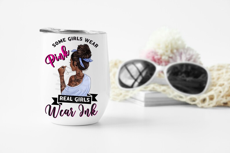 Targa In Metallo Some Girls Wear Pink Real Girls Wear Ink - Cartello Decorativo 20x30 Cm Per Parete Cucina Bar