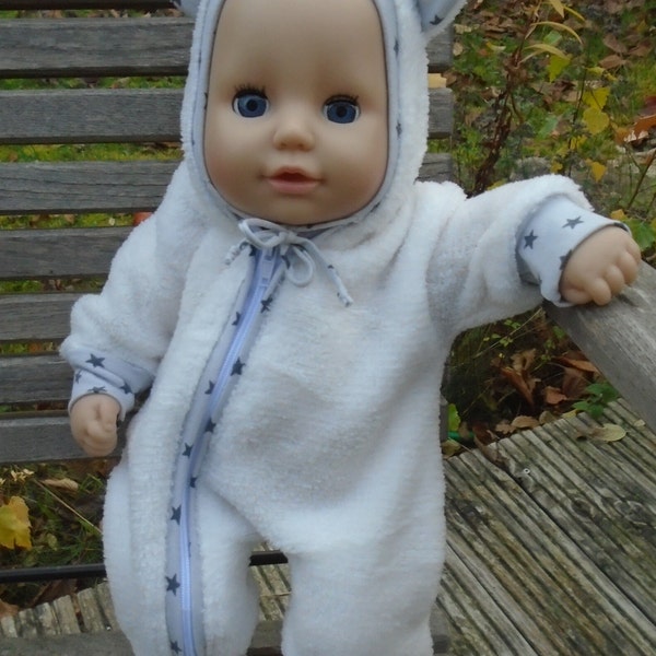 Wellness- Fleece- Strampler mit Ohren für deine Puppe, Puppenanzug mit Kapuze  "So kuschelig" für Puppengröße um die 36 cm