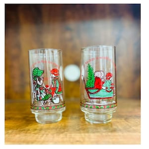 2 Vintage Holly Hobbie Coca-Cola Christmas glass set tumblers