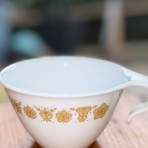 Vintage Corelle butterfly gold hook tea flat cup Corning