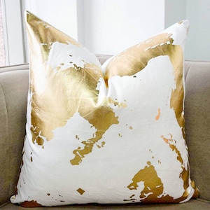 White and Gold Velvet Pillow Cover, Metallic Gold Foil Pillow Case, Decorative Designer Pillow Sham, Zipper Pillowcase, Modern Luxury Décor