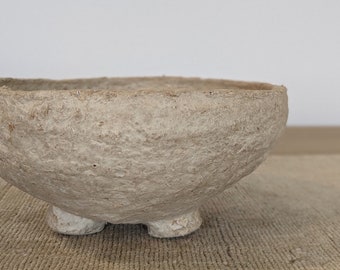 Medium vintage paper mache bowl