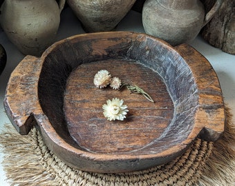 Medium Vintage wood parat bowl