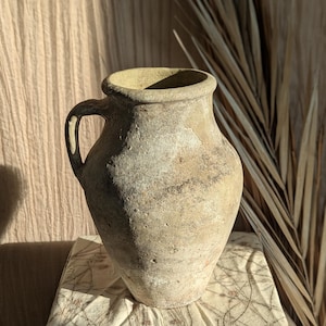Vintage Turkish olive jar/ Avanos vase