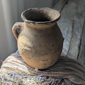Antique Moroccan pottery/ Vintage Berber vessel/ Antique Moroccan vase
