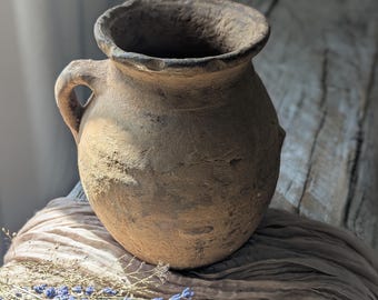 古代ベルベル人の壺 – 手作りの陶器 – 女性のシンボル – マグリブの