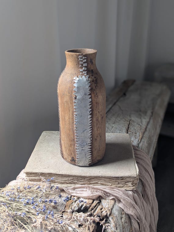 ヴィンテージのアフリカのツチ族の木製花瓶 - Etsy 日本