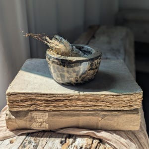 Kleine vintage stenen kom/ kleine vintage augurkpot