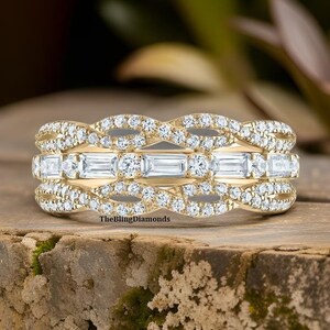 Baguette und Rundschliff Moissanit Ehering, atemberaubende Crossover Set Diamant Classic Band, 18k Gelbgold Jubiläumsring, Geschenk für Sie