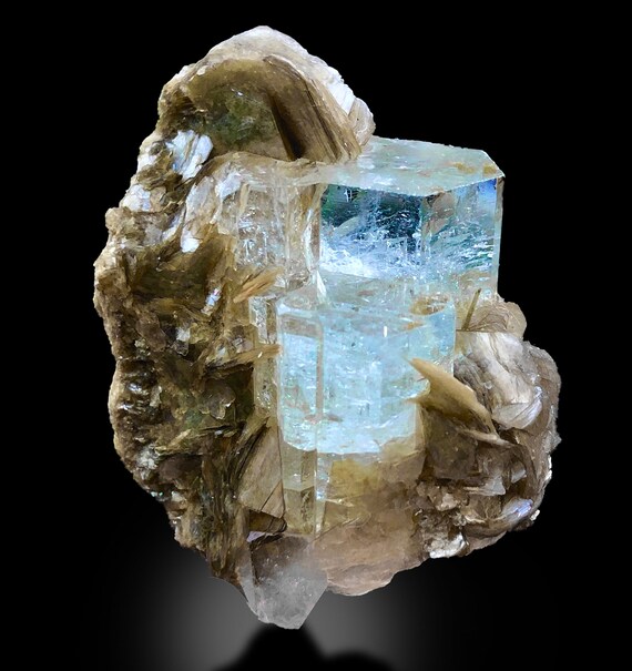 Natural Aquamarine Crystals with Muscovite Mica, Aquamarine Specimen, Aquamarine Cluster, Aquamarine Bunch, Mineral Specimen
