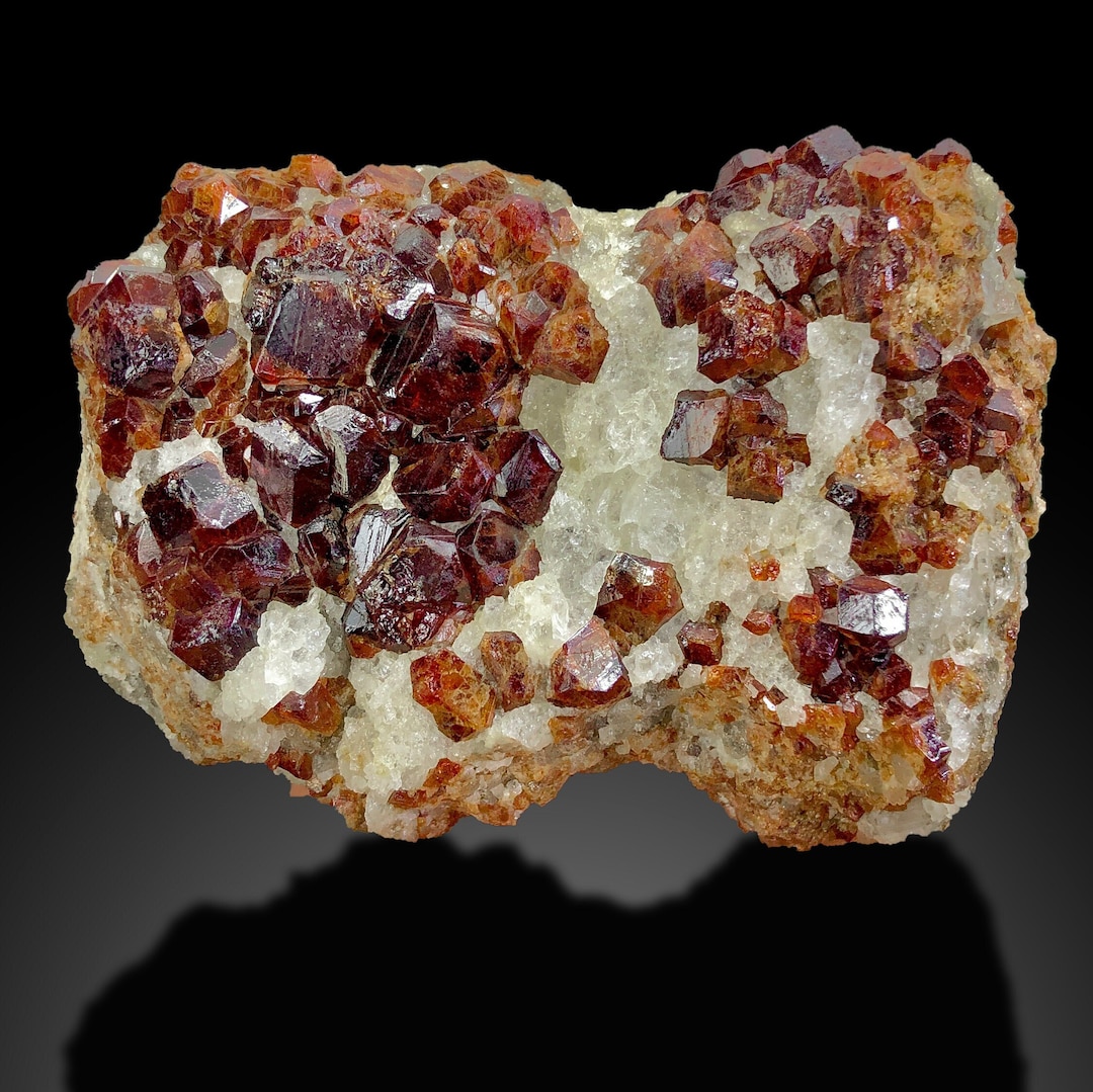 100% Natural Most Rarest Completely Terminated Lustrous Deep Red Pyrope ...