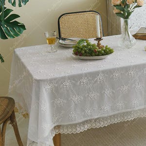 Elegant Floral Embroidered Tablecloth,Vintage-Cotton Dining Table Cover With Lace Trim