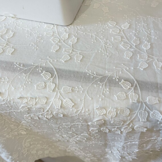 花柄刺繍テーブルクロス、ホワイトコットンレーステーブルクロス