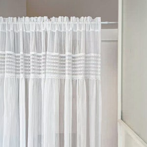 White Sheer Curtain: Blend Fabric with Lace Accents Curtain